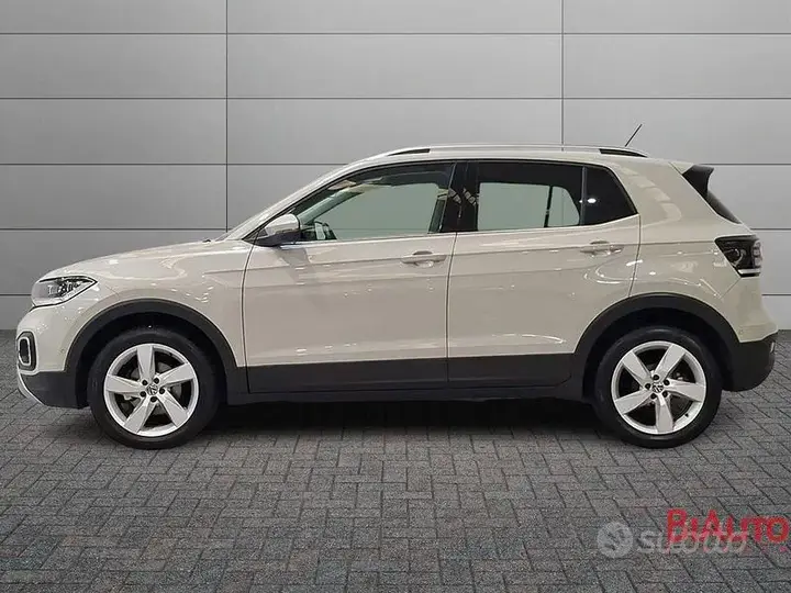 Volkswagen T-Cross 2023 photo 2