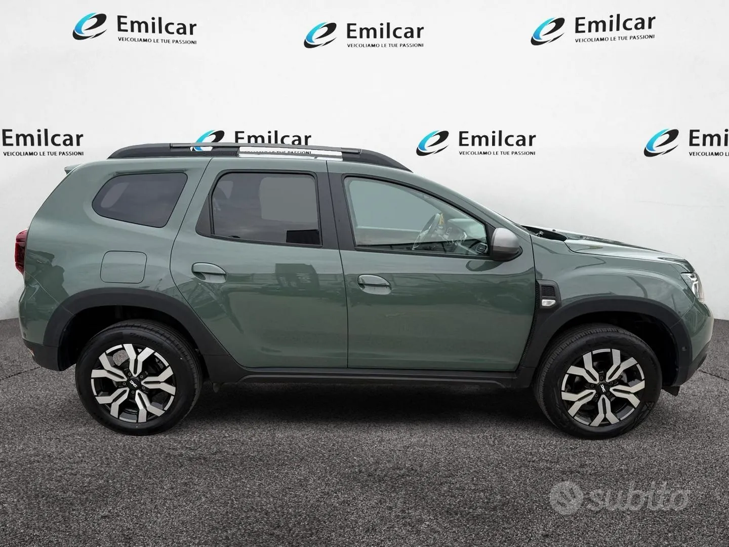 Dacia Duster 2023 photo 3