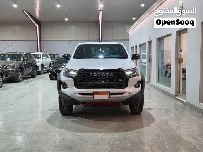 Toyota Hilux 2025 photo 4