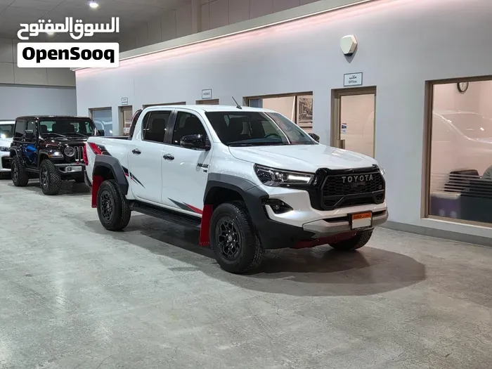 Toyota Hilux 2025 photo 3
