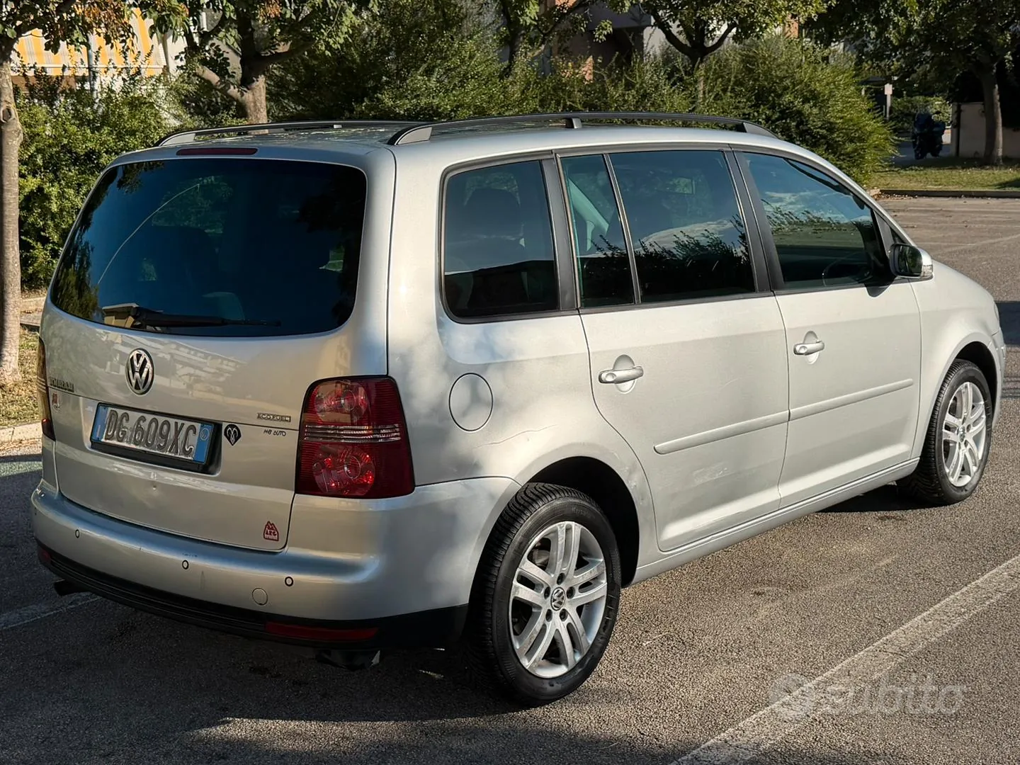 Volkswagen Touran 2007 photo 4