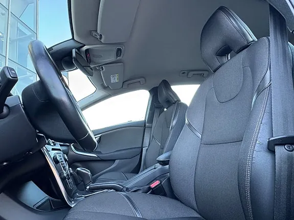 Volvo V40 Cross Country 2017 photo 4