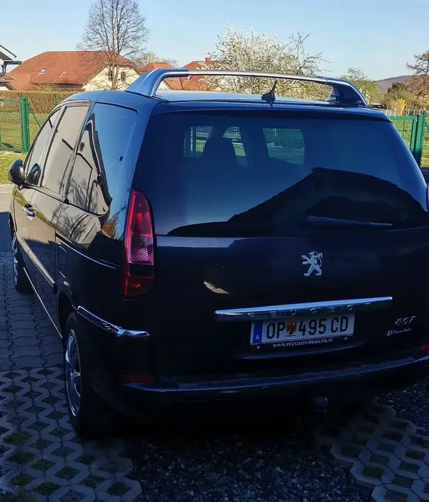 Peugeot 807