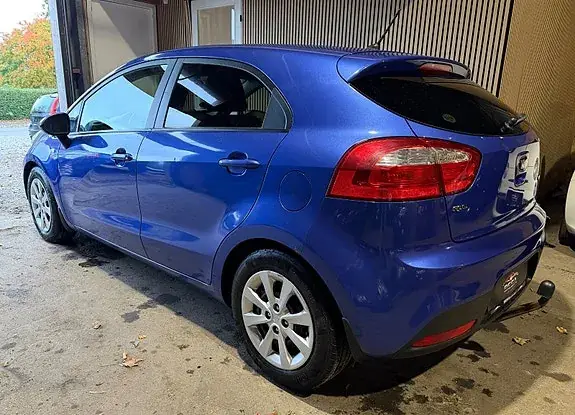 Kia Rio 2014 photo 2
