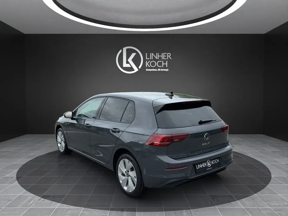 Volkswagen Golf 2026 photo 3
