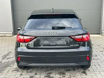 Audi A1 2024 photo 3