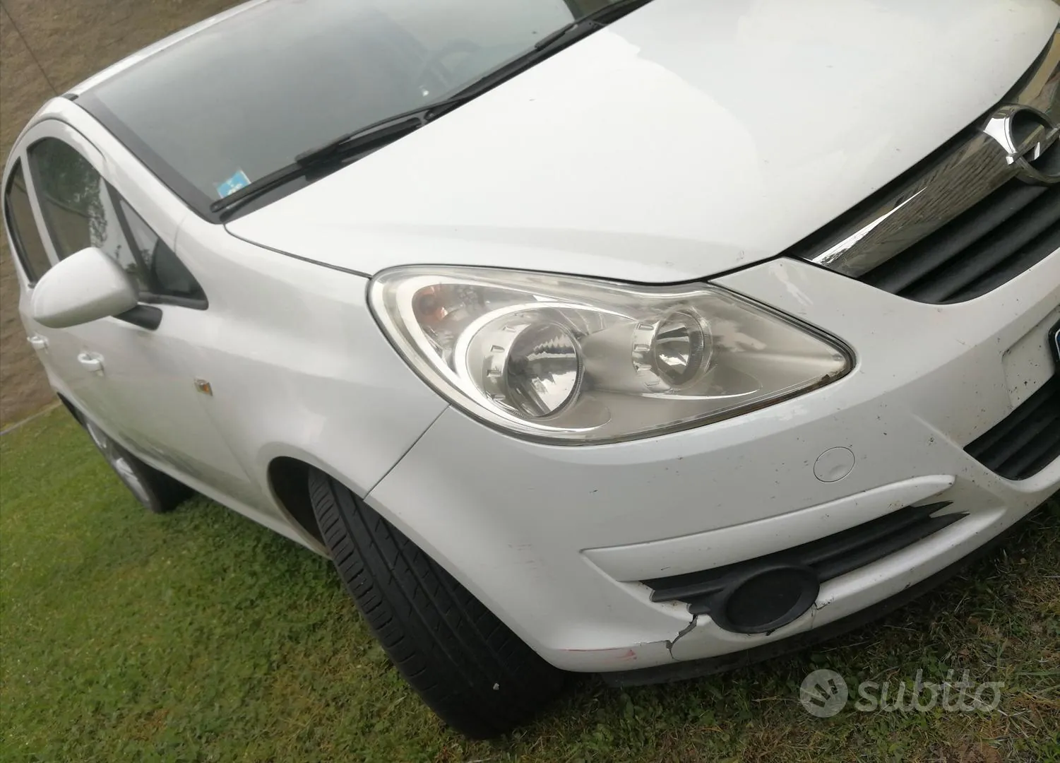 Opel Corsa 2009 photo 2