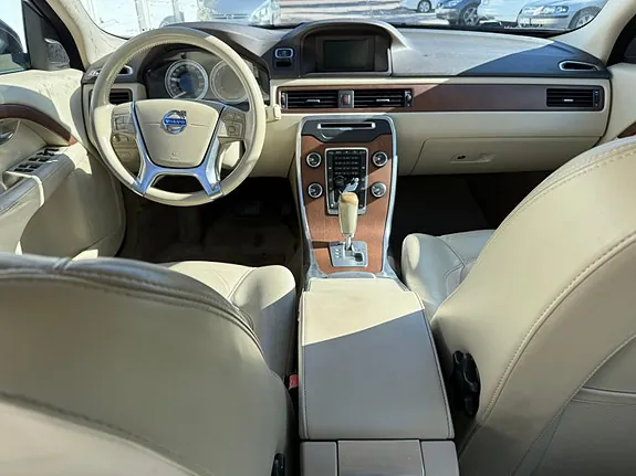 Volvo S80 2012 photo 3