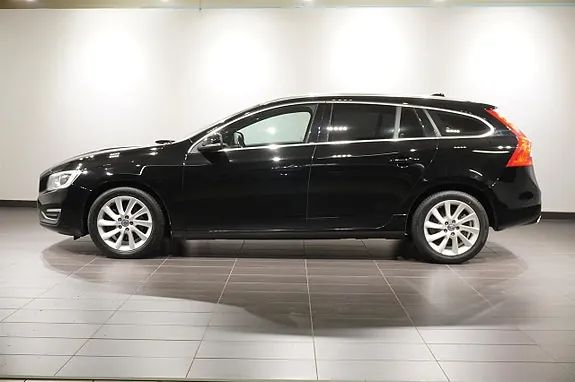 Volvo V60 2016 photo 2