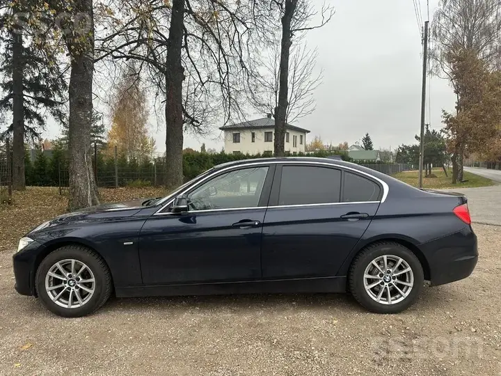 BMW 320D 2012 photo 2