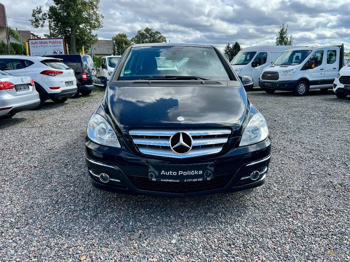 Mercedes-Benz B180 2009 photo 3