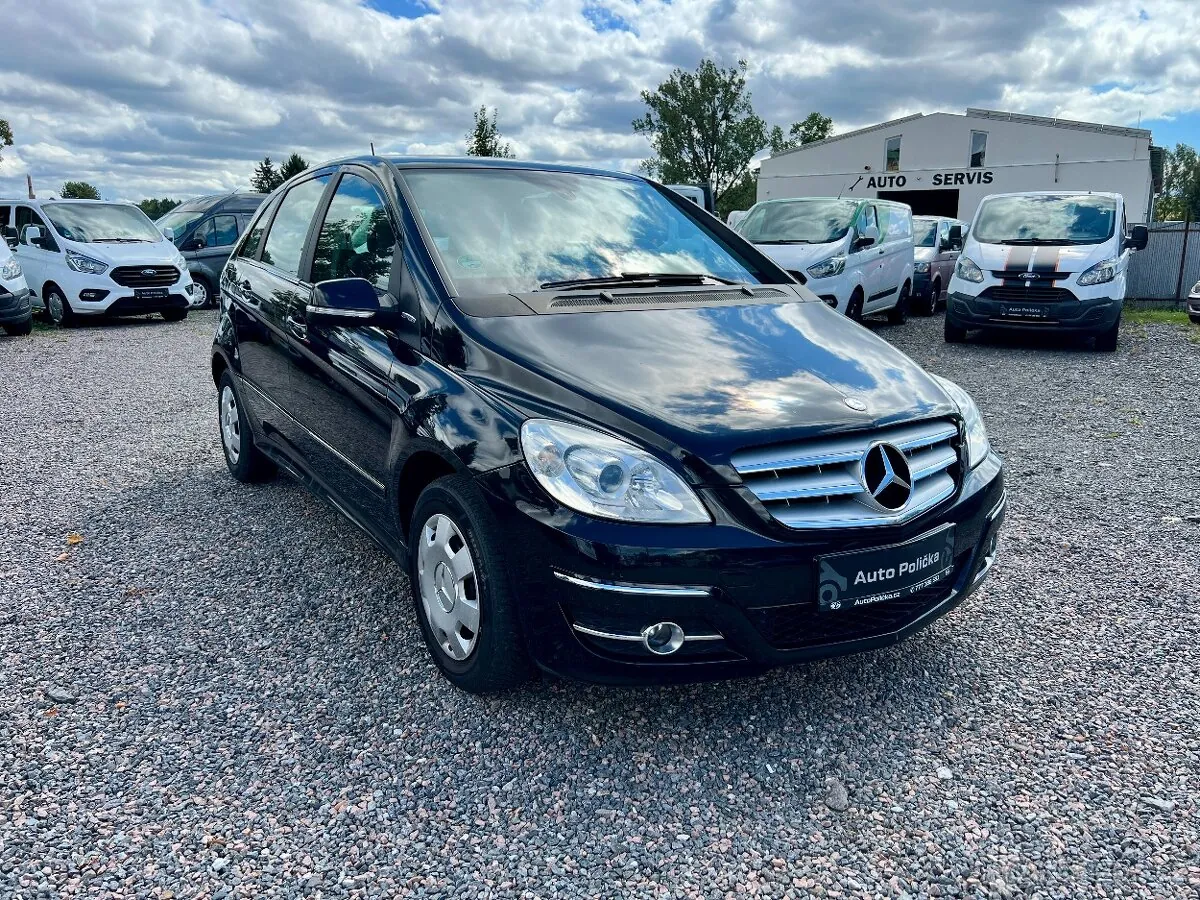 Mercedes-Benz B180 2009 photo 4