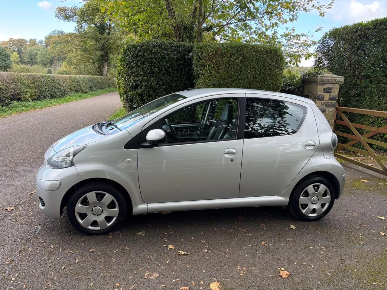 Toyota Aygo 2011 photo 4