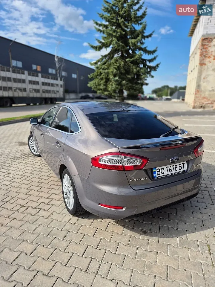 Ford Mondeo 2013 photo 4