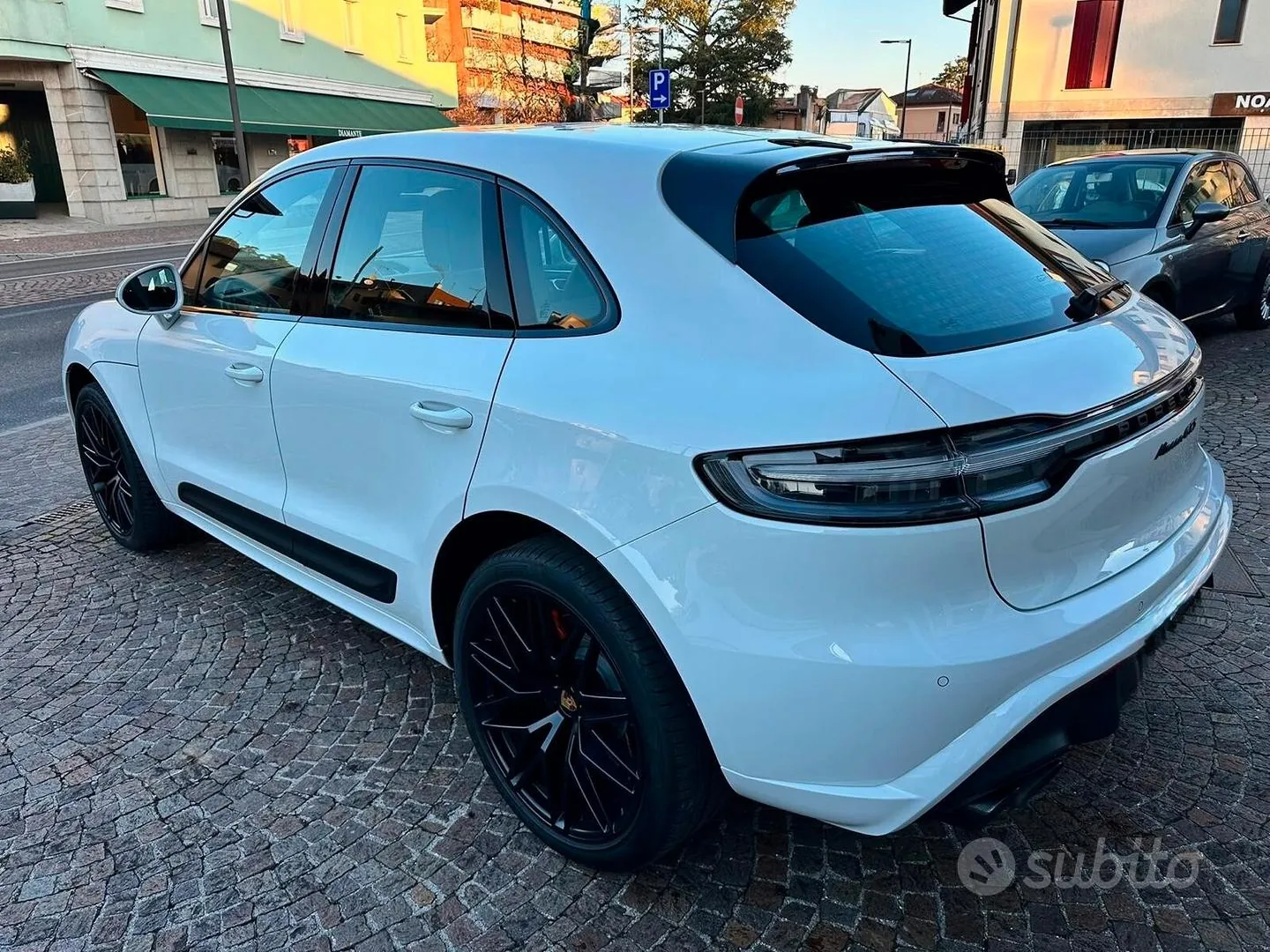 Porsche Macan 2023 photo 5