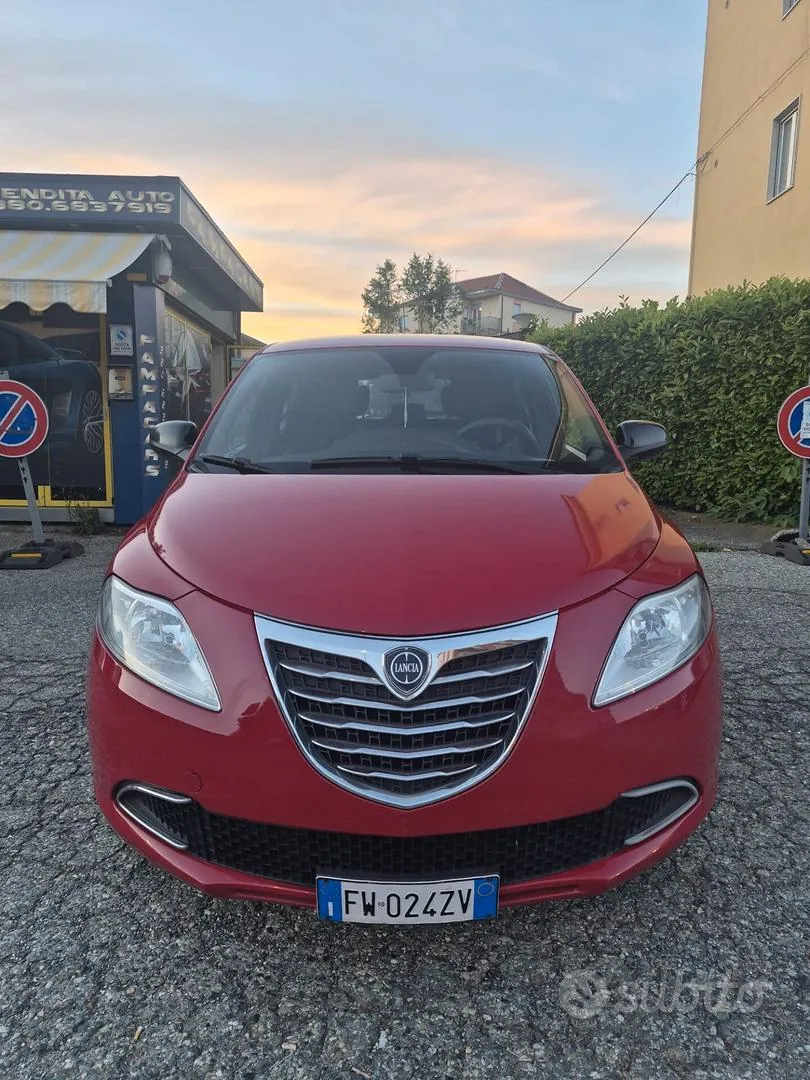 Lancia Ypsilon 2015 photo 3