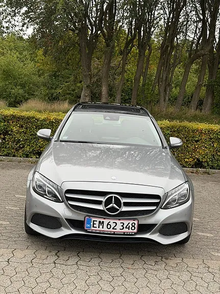 Mercedes-Benz C220