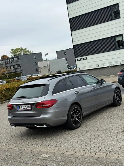 Mercedes-Benz C220 2015 photo 3