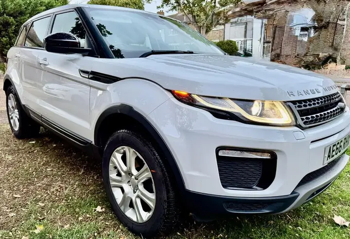 Land Rover Range Rover Evoque 2016 photo 3
