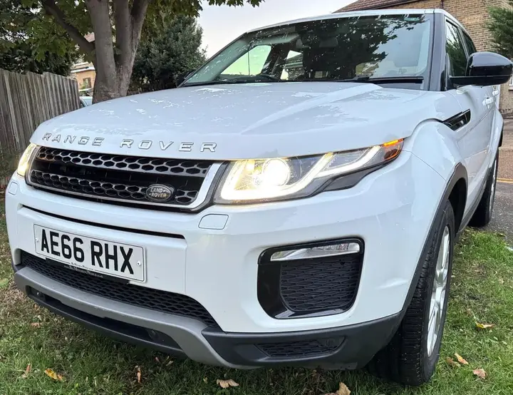 Land Rover Range Rover Evoque 2016 photo 2