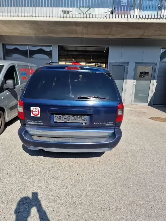 Chrysler Voyager 2006 photo 3