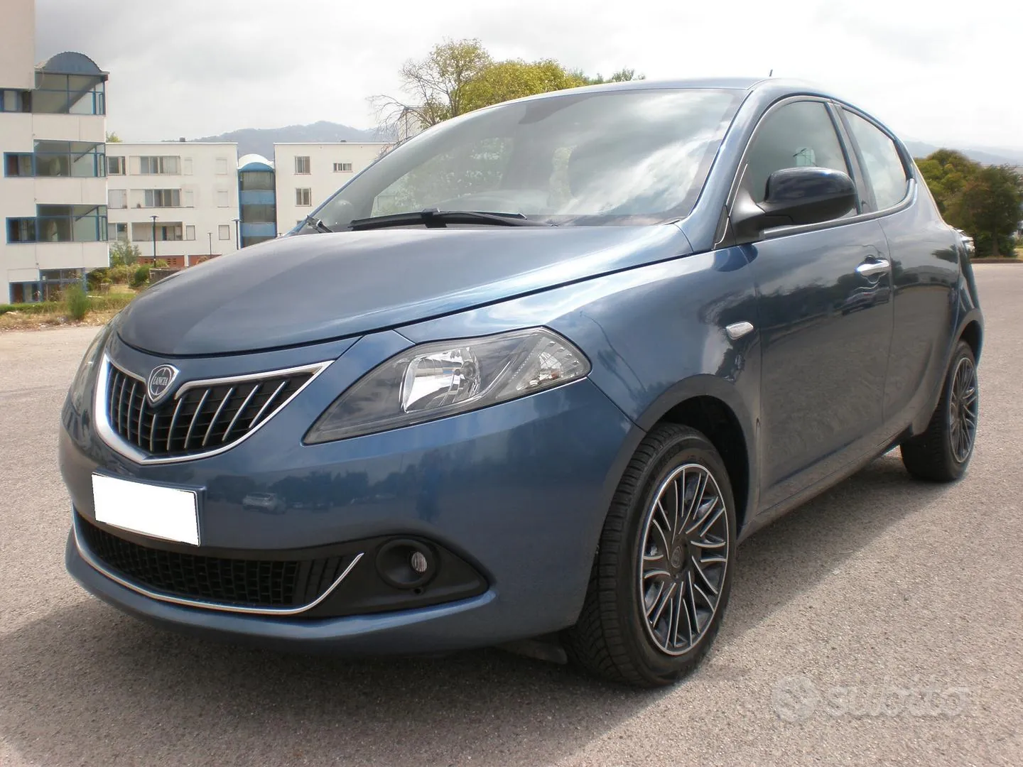 Lancia Ypsilon 2023 photo 2