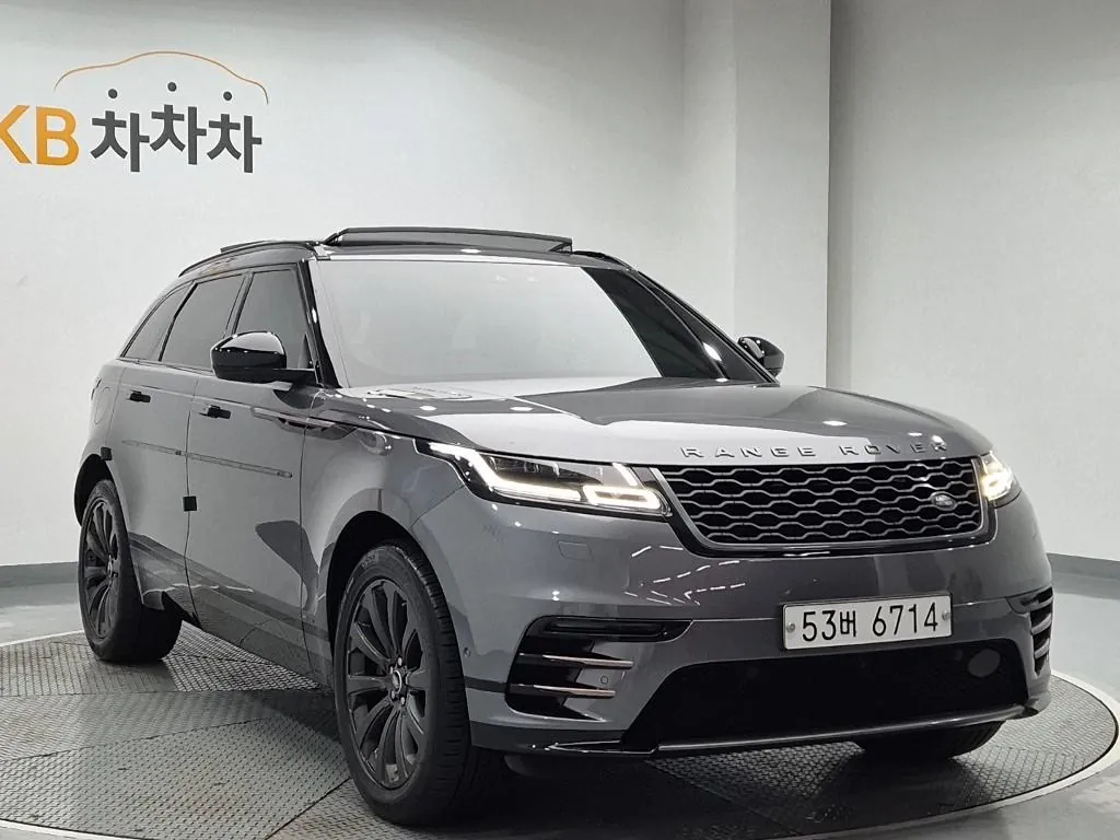 Land Rover Range Rover Velar 2019 photo 4