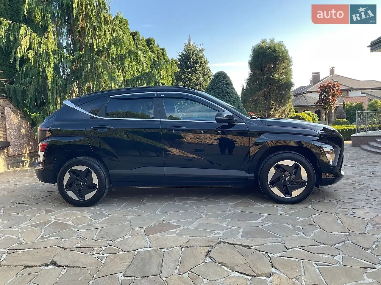 Hyundai Kona Electric 2024 photo 4