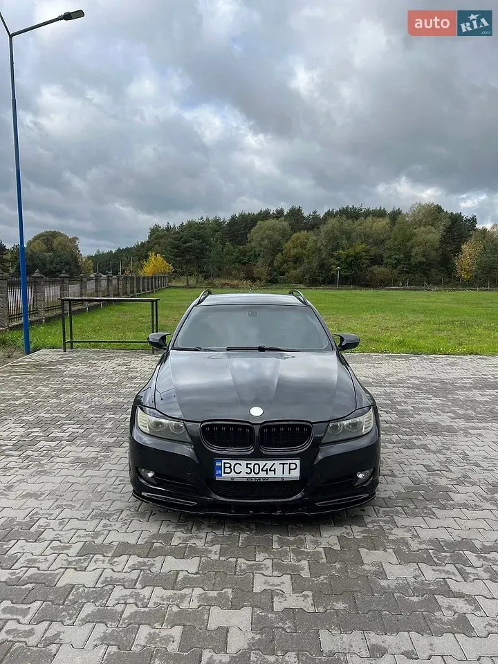 BMW 3 Series 2009 photo 5