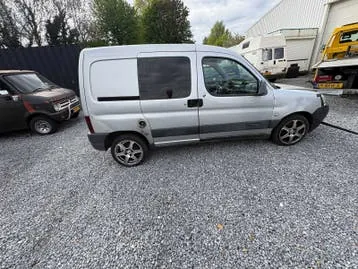 Citroen Berlingo 2004 photo 3