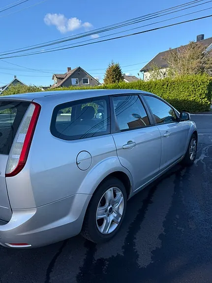 Ford Focus 2011 photo 4