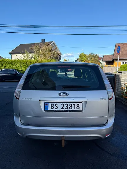 Ford Focus 2011 photo 3