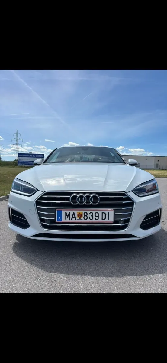 Audi A5 2017 photo 2