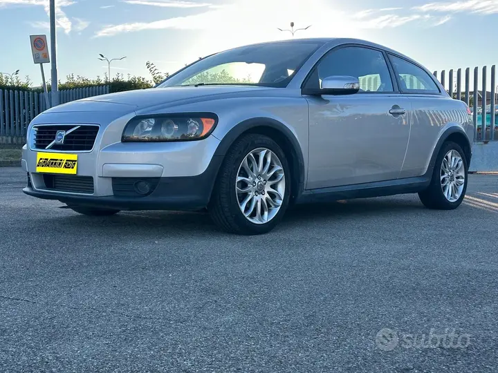 Volvo C30