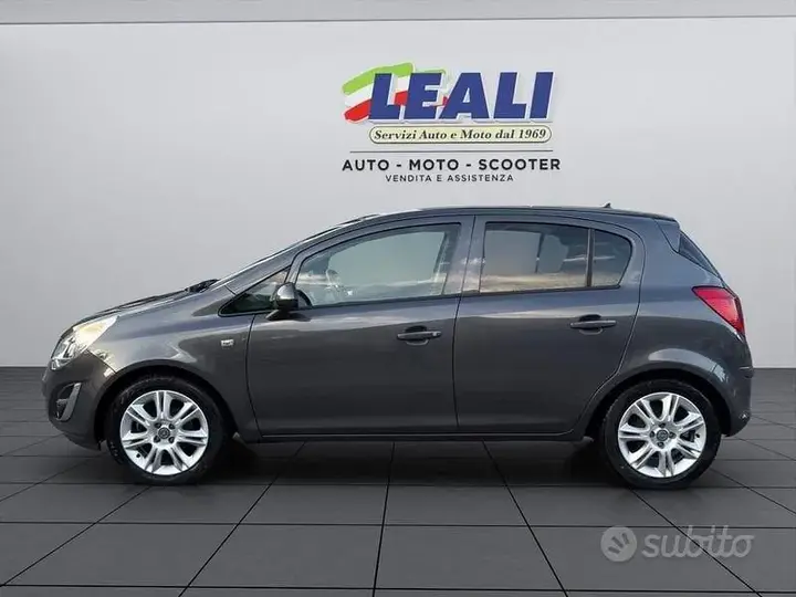 Opel Corsa 2012 photo 3