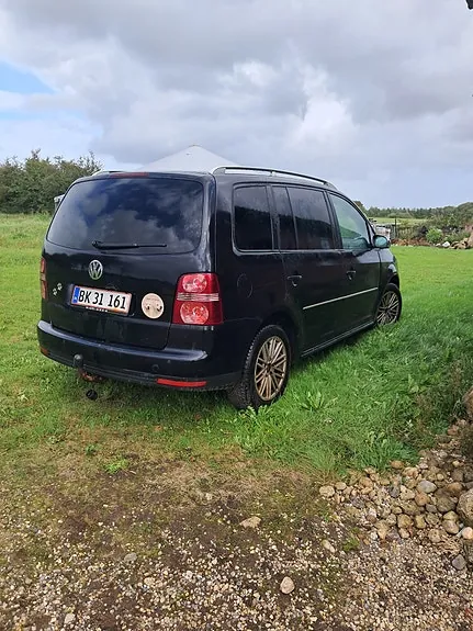 Volkswagen Touran 2007 photo 4