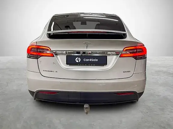 Tesla Model X 2018 photo 4
