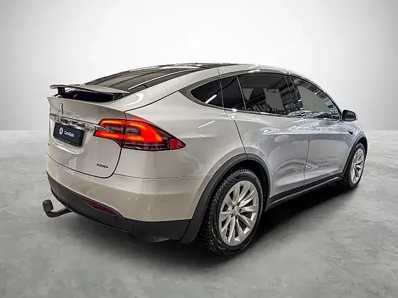 Tesla Model X 2018 photo 5