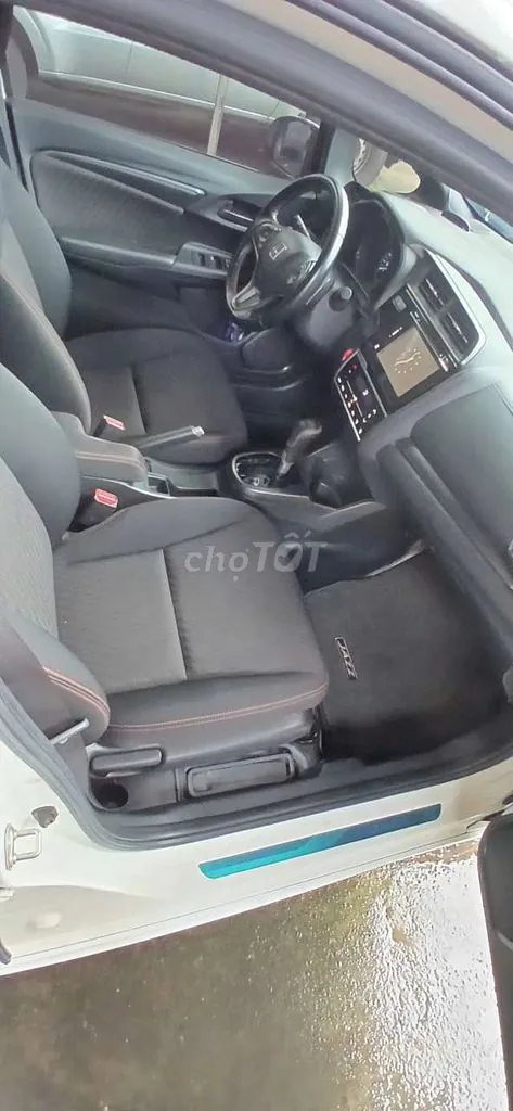 Honda Jazz 2018 photo 2