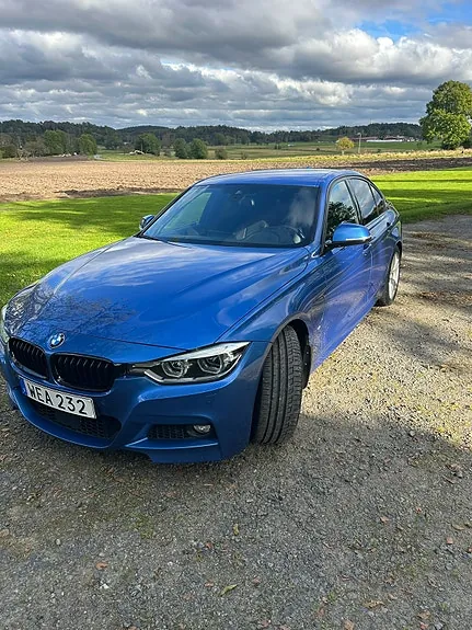 BMW 330E 2018 photo 2
