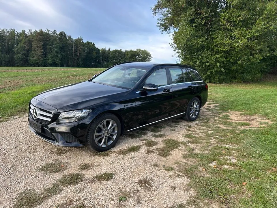 Mercedes-Benz C180D