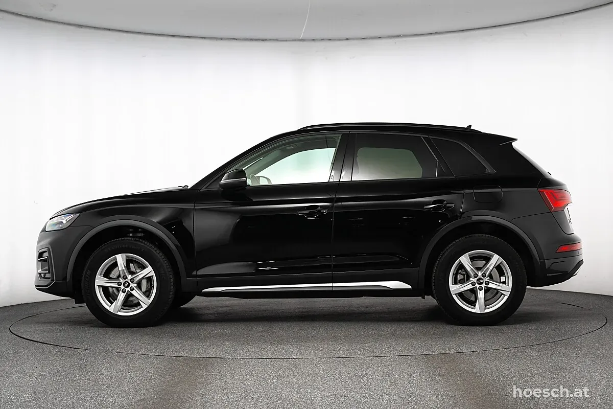 Audi Q5 2023 photo 3