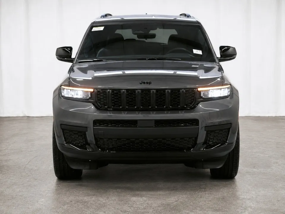 Jeep Grand Cherokee L 2025 photo 2