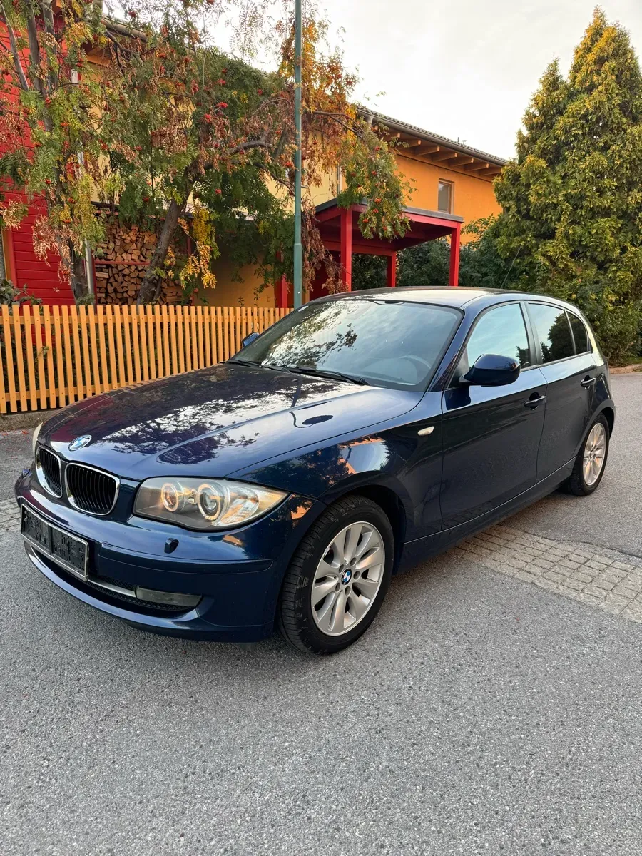 BMW 1 Series 2010 photo 3