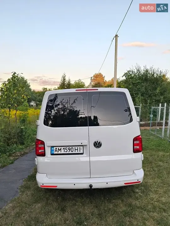 Volkswagen Transporter 2015 photo 4