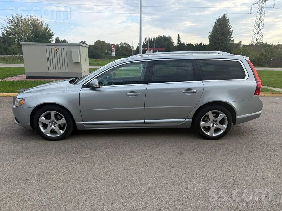 Volvo V70 2008 photo 3