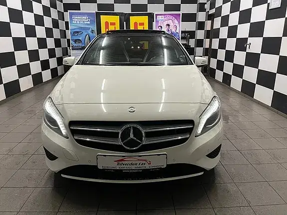 Mercedes-Benz A 180 D 2013 photo 3