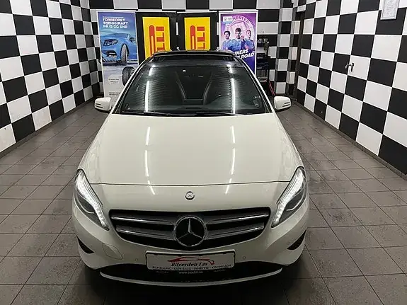 Mercedes-Benz A 180 D 2013 photo 4
