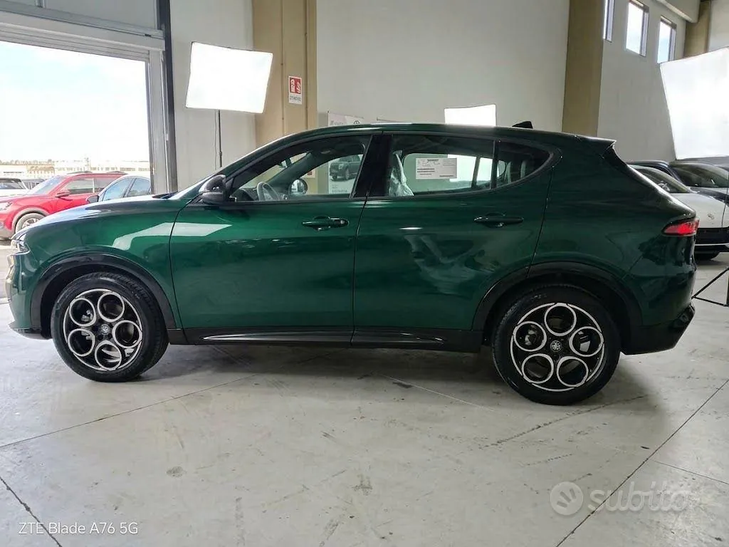 Alfa Romeo Tonale 2026 photo 2