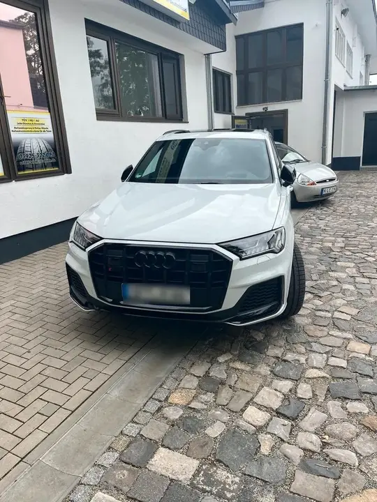 Audi Sq7